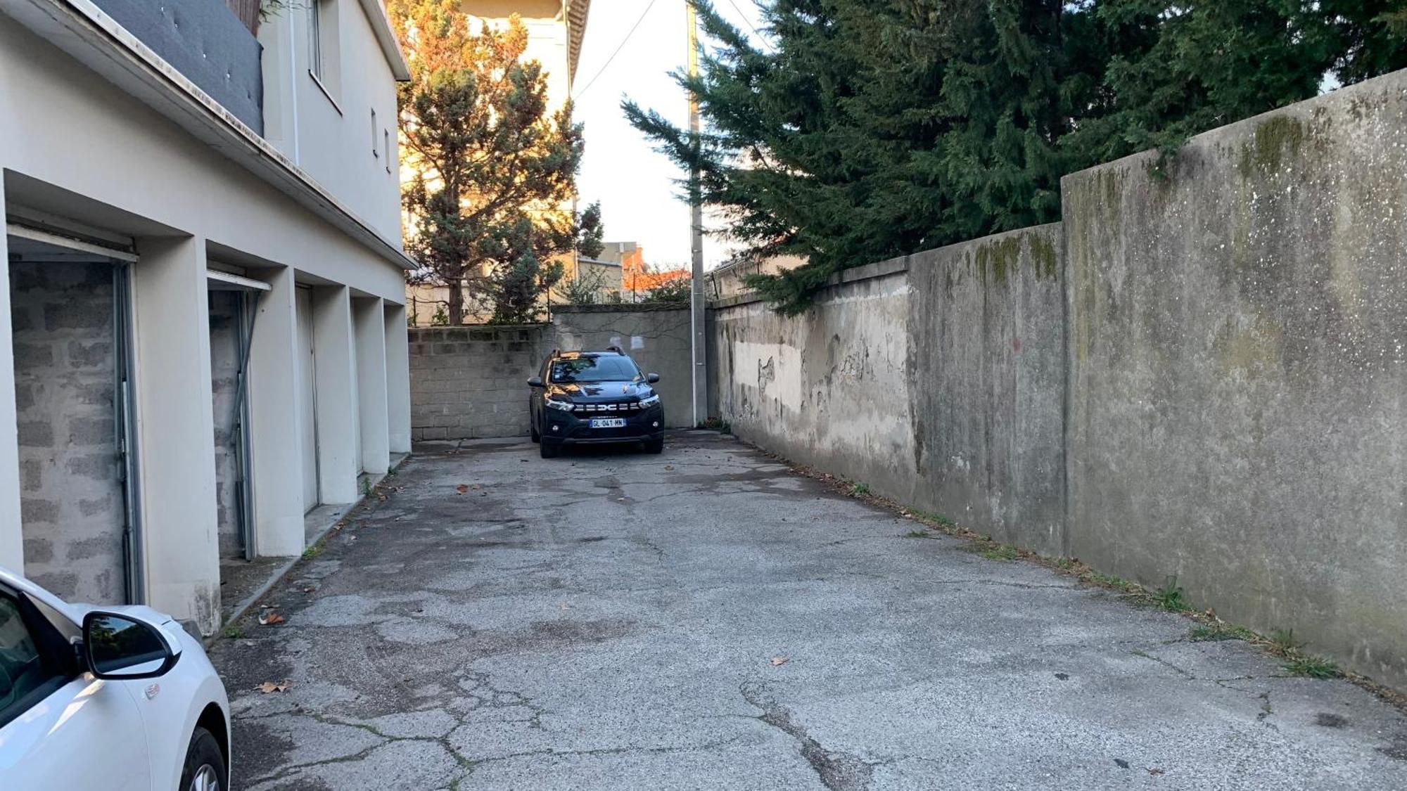 Appartement Au Calme De L'Iris - Clim - Garage - Wifi - Tramway à Avignon Extérieur photo