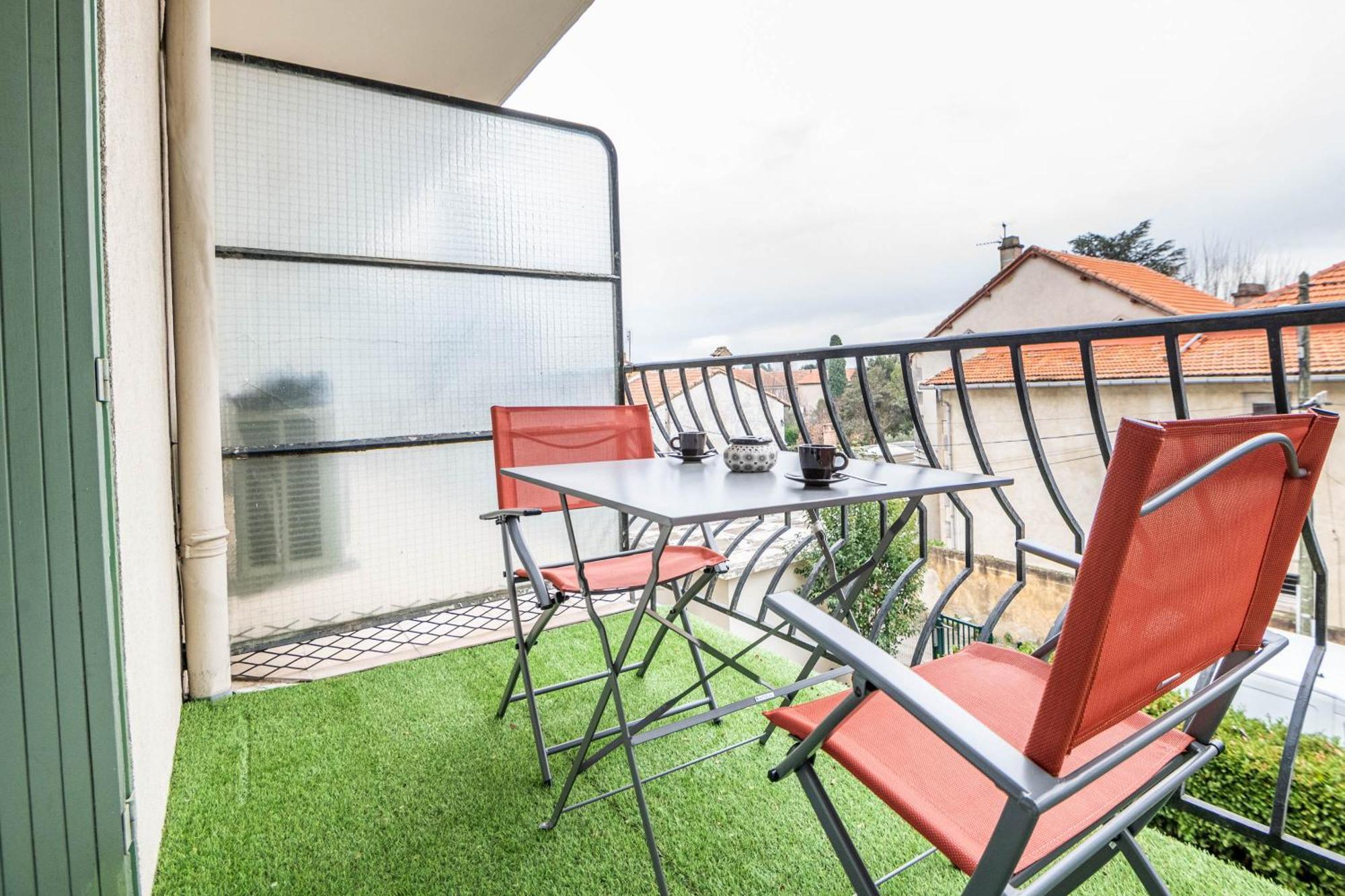 Appartement Au Calme De L'Iris - Clim - Garage - Wifi - Tramway à Avignon Extérieur photo